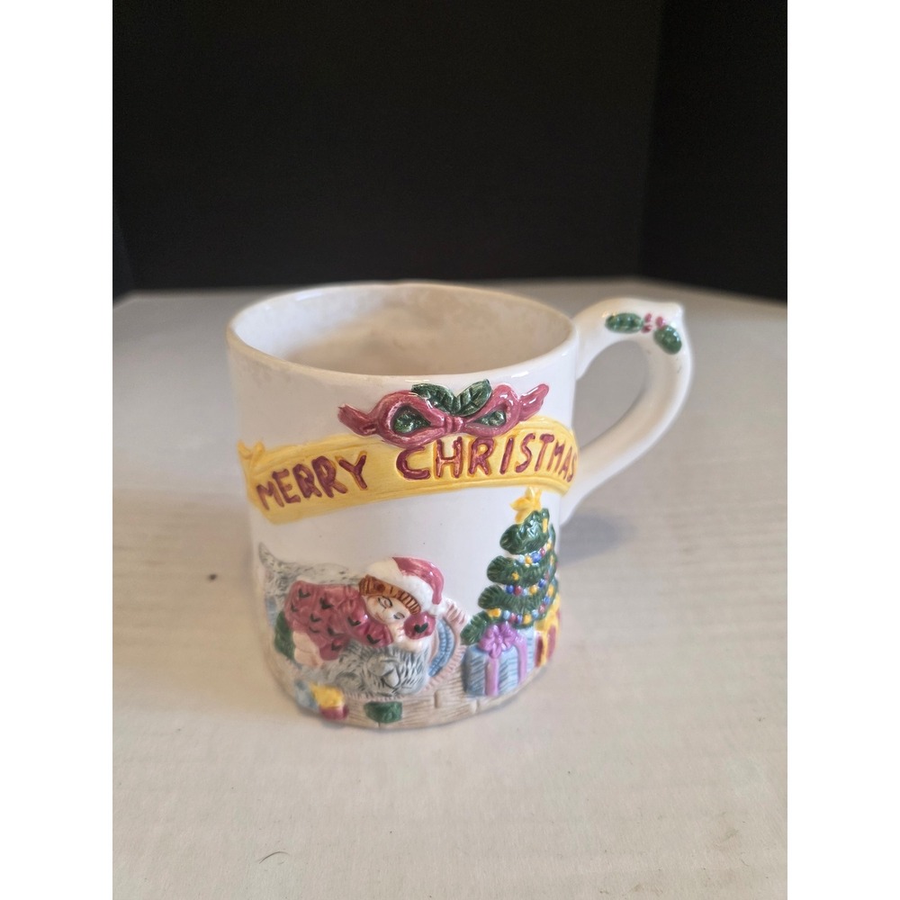 Heritage Mint Ltd Ceramic Christmas Mug 3D Santa Fireplace Tree Embossed Coffee